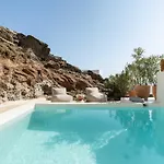 Apartahotel Aura Tinos 4*