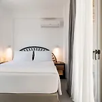 Apartahotel Aura Tinos 4*