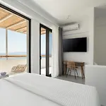 Aura Tinos 4*