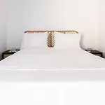 Aura Tinos Apartahotel 4*