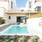 Aura Tinos Apartahotel 4*