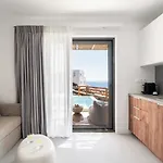 Aura Tinos 4*