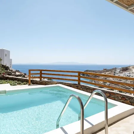 Aura Tinos Aparthotel