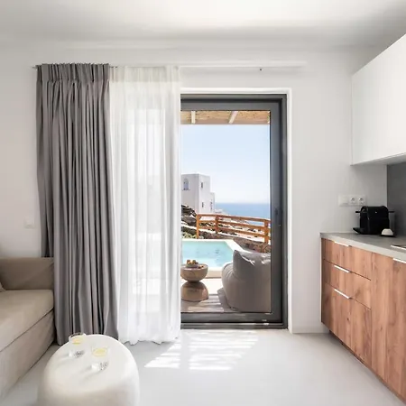 アパートホテル Aura Tinos Agios Romanos