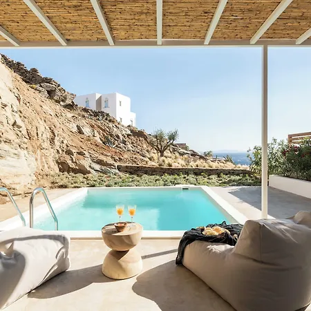 Aura Tinos アパートホテル Agios Romanos