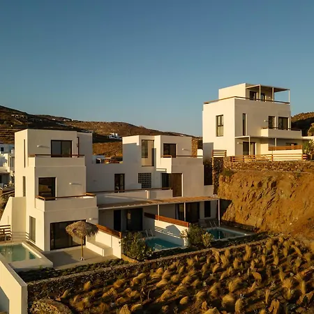 Aura Tinos Agios Romanos